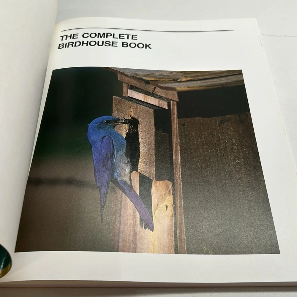 💕 Complete Birdhouse Book The Easy Guide To Attracting Nesting Birds - Picture 4 of 16